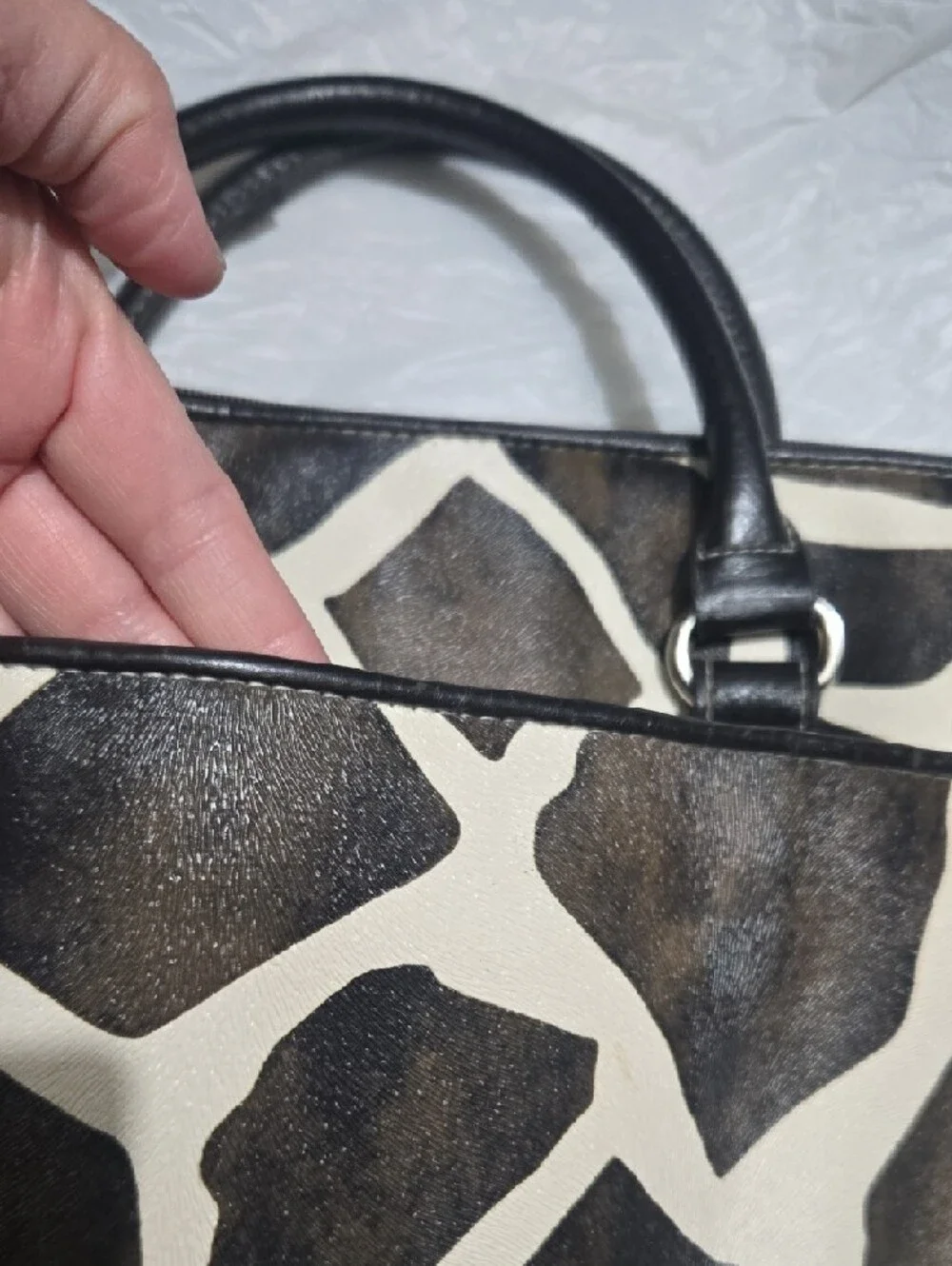 Bueno Brown & Cream Giraffe-Print Laptop Bag